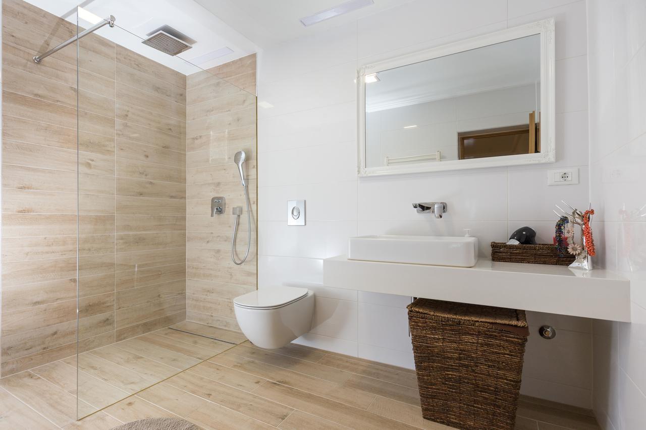 Apartments Carol Royal ツァヴタット エクステリア 写真