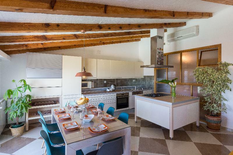 Apartments Carol Royal ツァヴタット エクステリア 写真