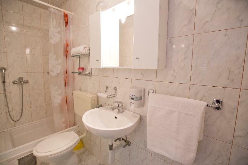 Apartments Carol Royal ツァヴタット エクステリア 写真
